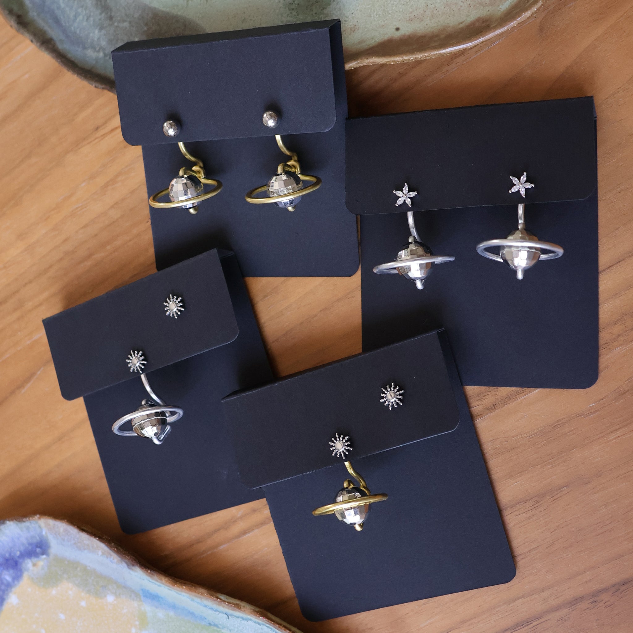 快適グッズ・旅行小物 revolution Earrings Disco Saturn Earring Jackets | Liz Fox Roseberry